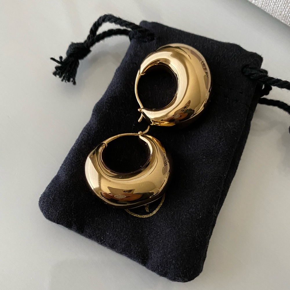 Mejuri Sculptural Hoops